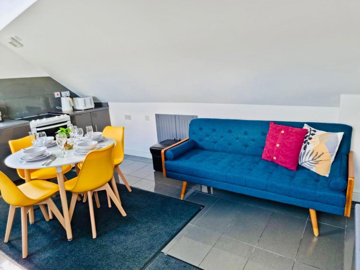 Cosy 3 Bed Apartment Near Birmingham Airport & Nec Perfect For Groups & Contractors! Dış mekan fotoğraf