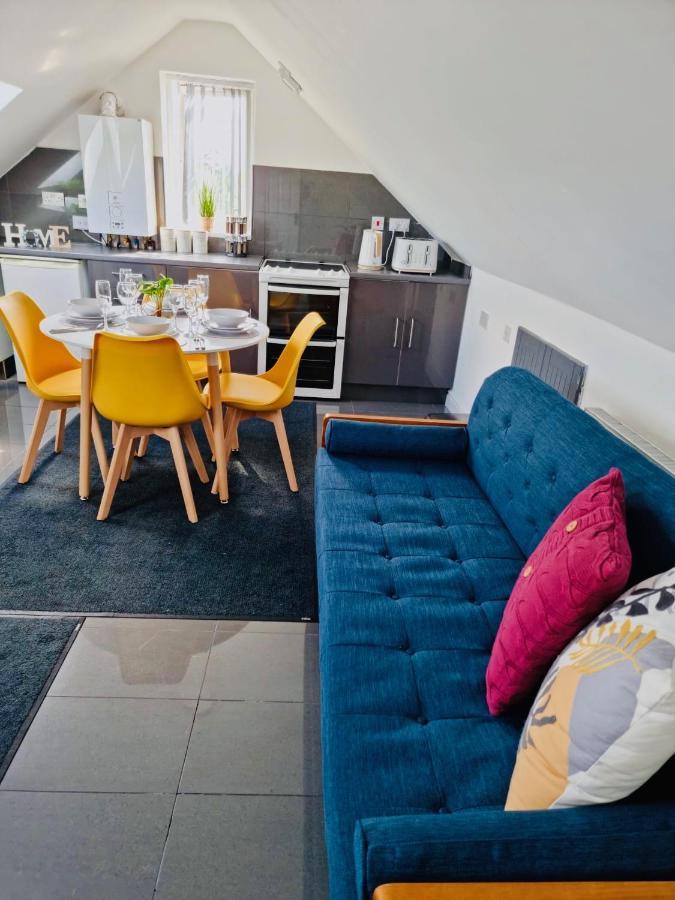 Cosy 3 Bed Apartment Near Birmingham Airport & Nec Perfect For Groups & Contractors! Dış mekan fotoğraf